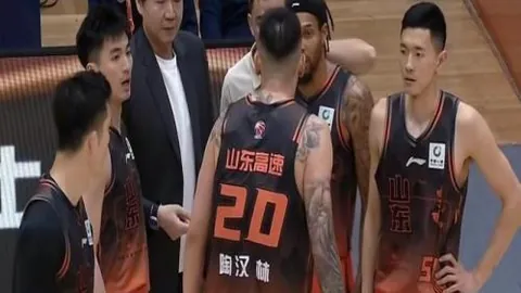 西联足球终极指南足球赛事中心：46场30球，12场10胜，他们的连胜奥秘